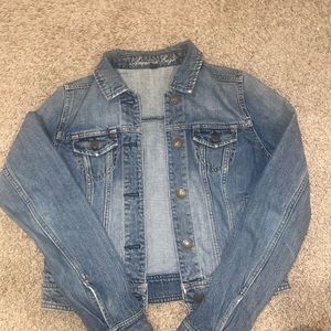 American eagle Jean Jacket Size medium